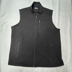 Patagonia black zip front fleece vest basic outdoors layering fall winter large